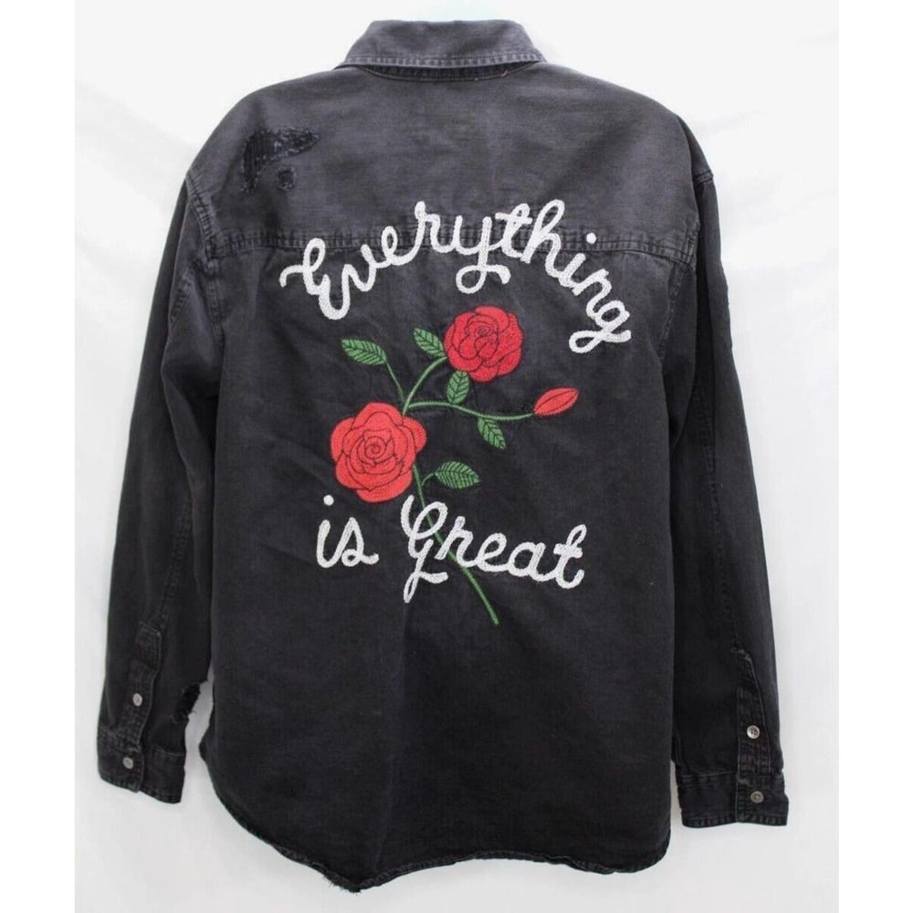 American Eagle Button Oversized Distressed Womens Embroidered Rose Shirt Sz M